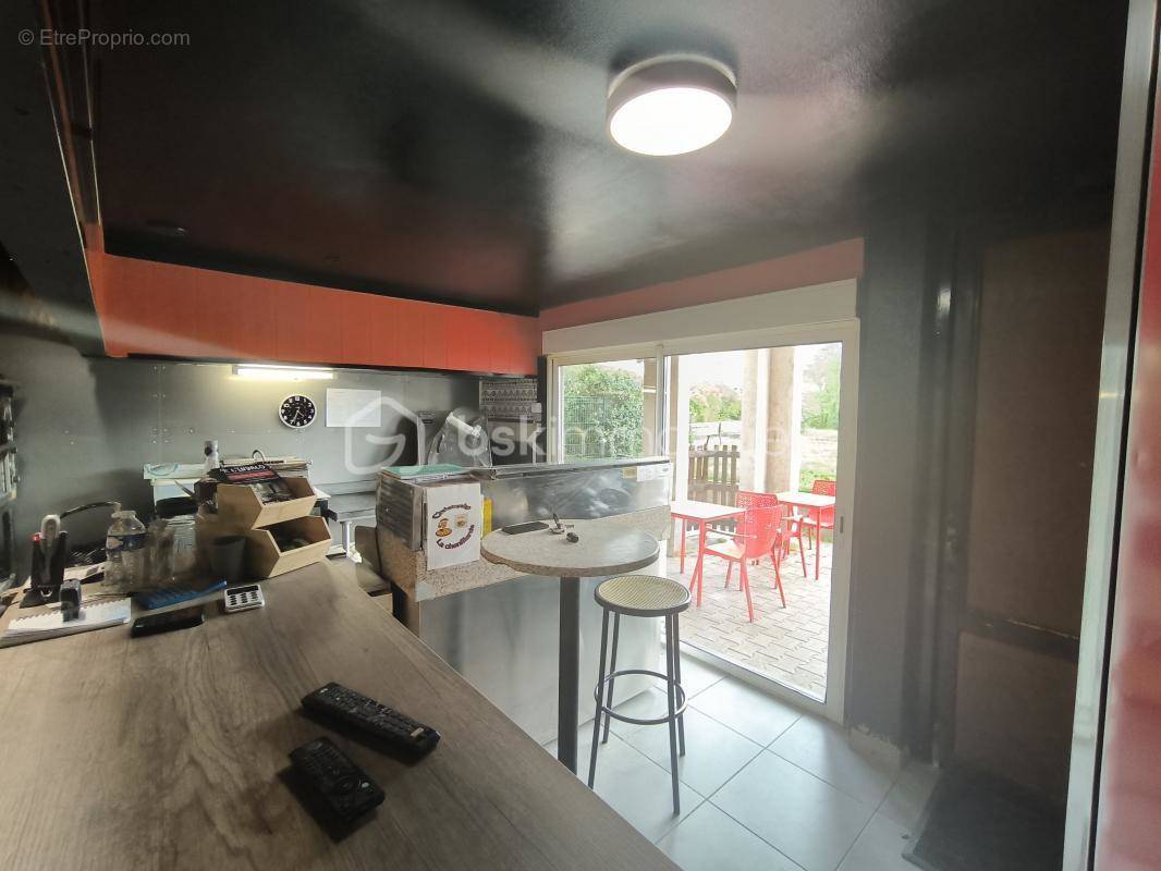 Commerce à CHAMP-SUR-DRAC