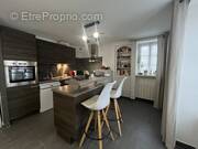 Appartement à DAMPIERRE-EN-YVELINES