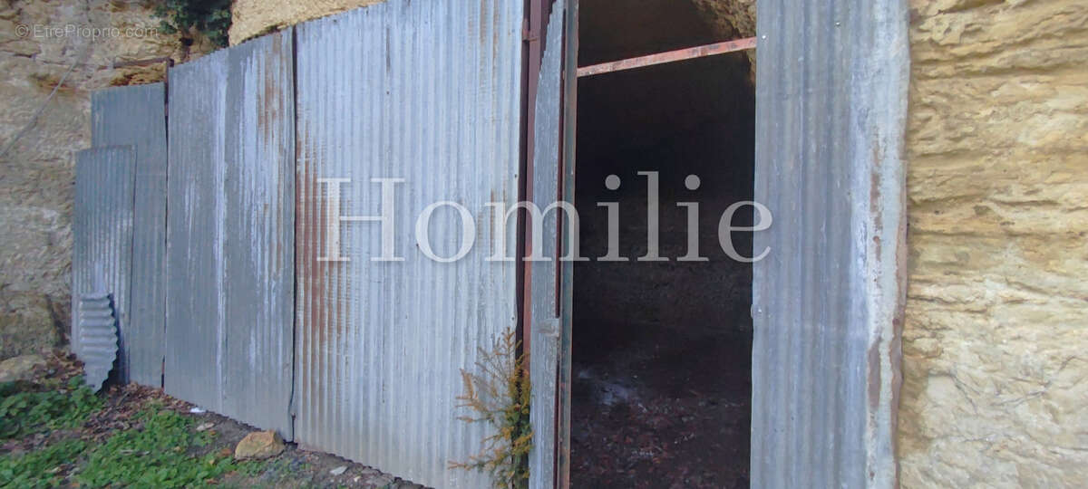 Terrain à CIVRAY-DE-TOURAINE