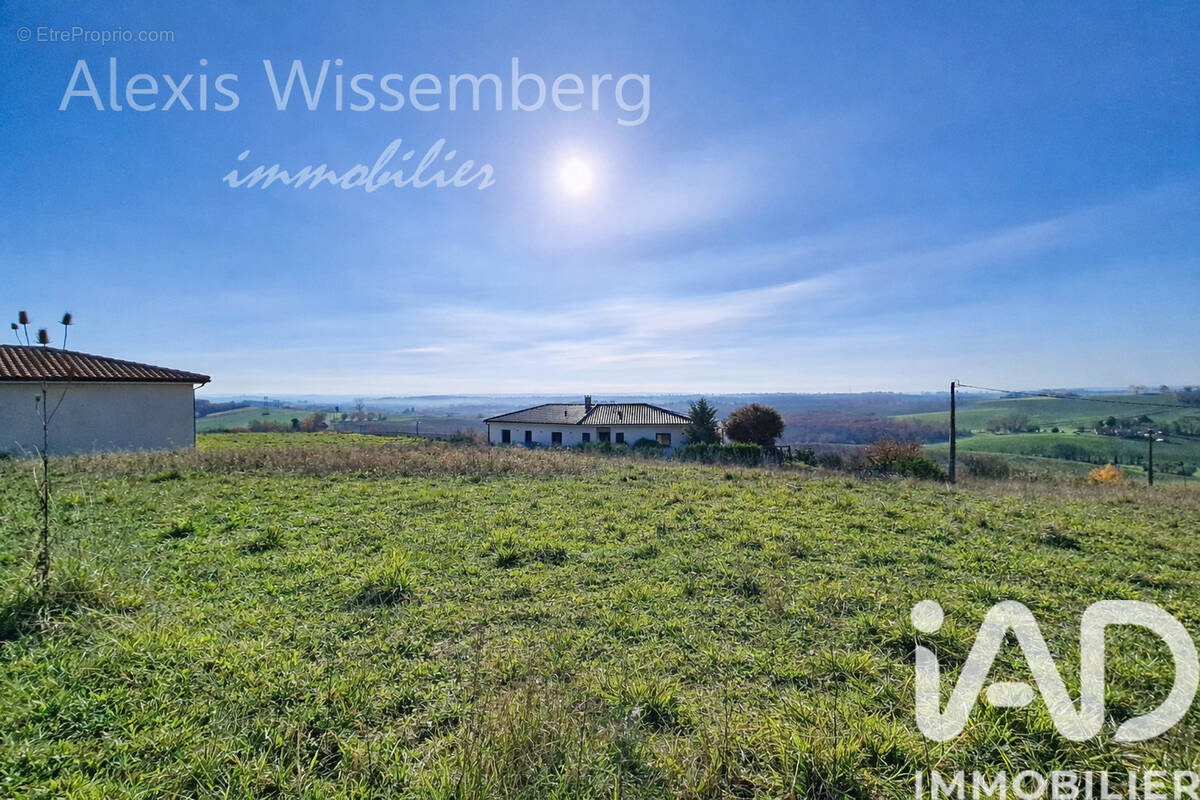 Photo 1 - Terrain à FREGOUVILLE