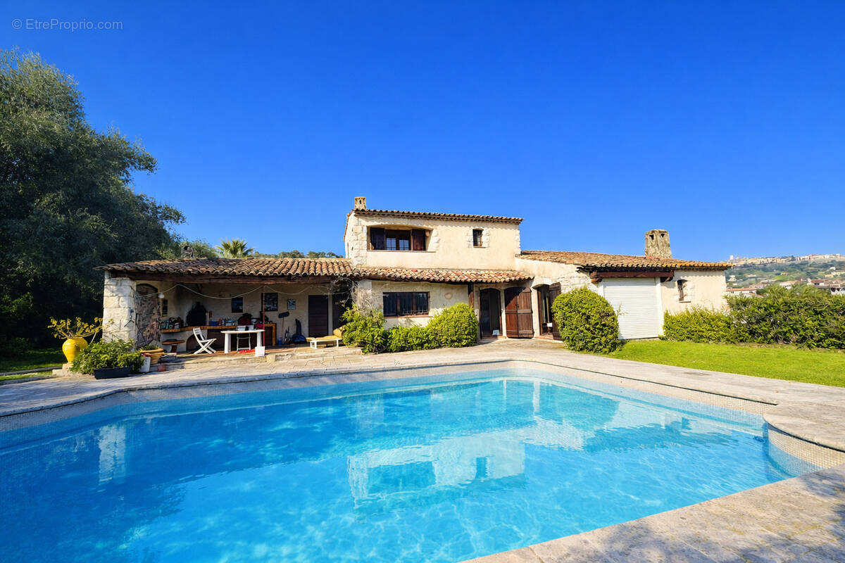 Maison à LA COLLE-SUR-LOUP