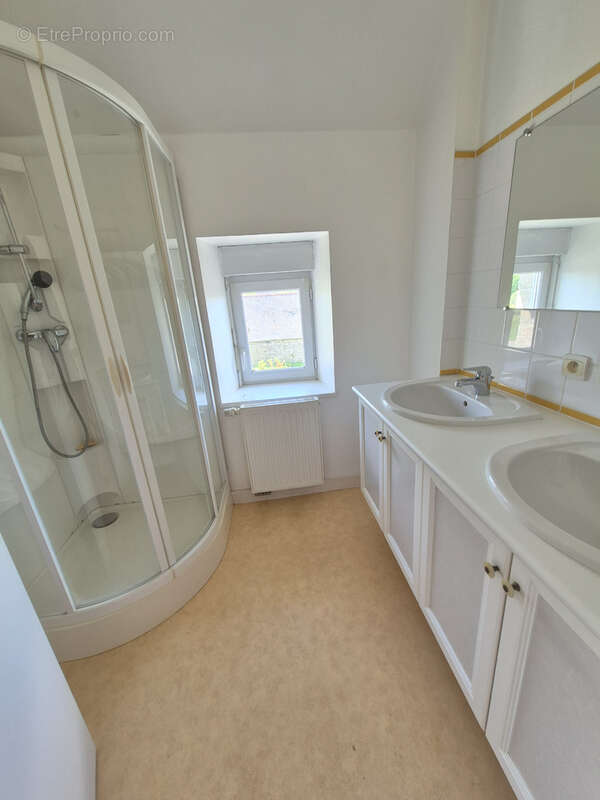 Maison à BOURG-BLANC