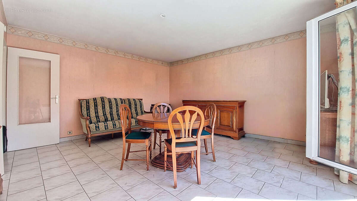 Appartement à LIMEIL-BREVANNES