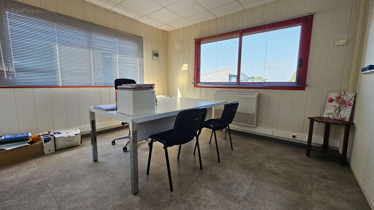 Commerce à LA FORET-FOUESNANT