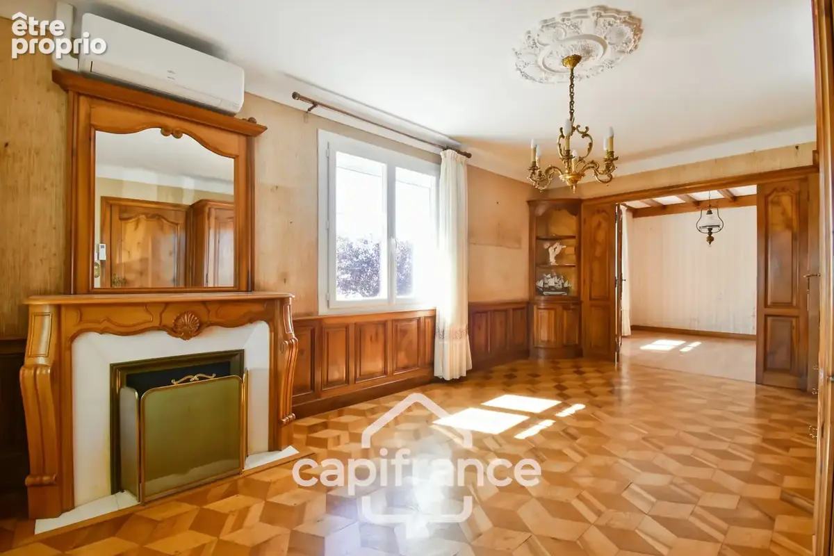 Maison à vendre  COURCELLES (17), 140m²habitables, 7 pièces sur 4800m² de terrain avec nombreuses dépendances - photo 3