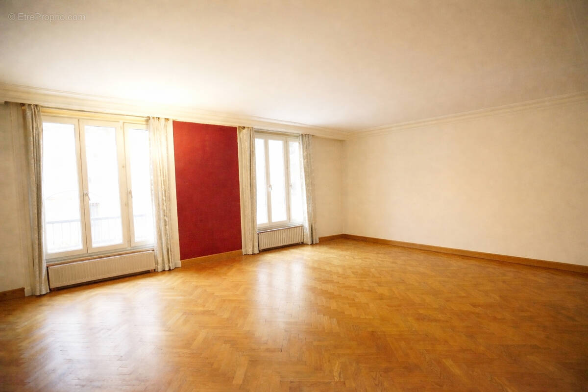Appartement à LYON-6E