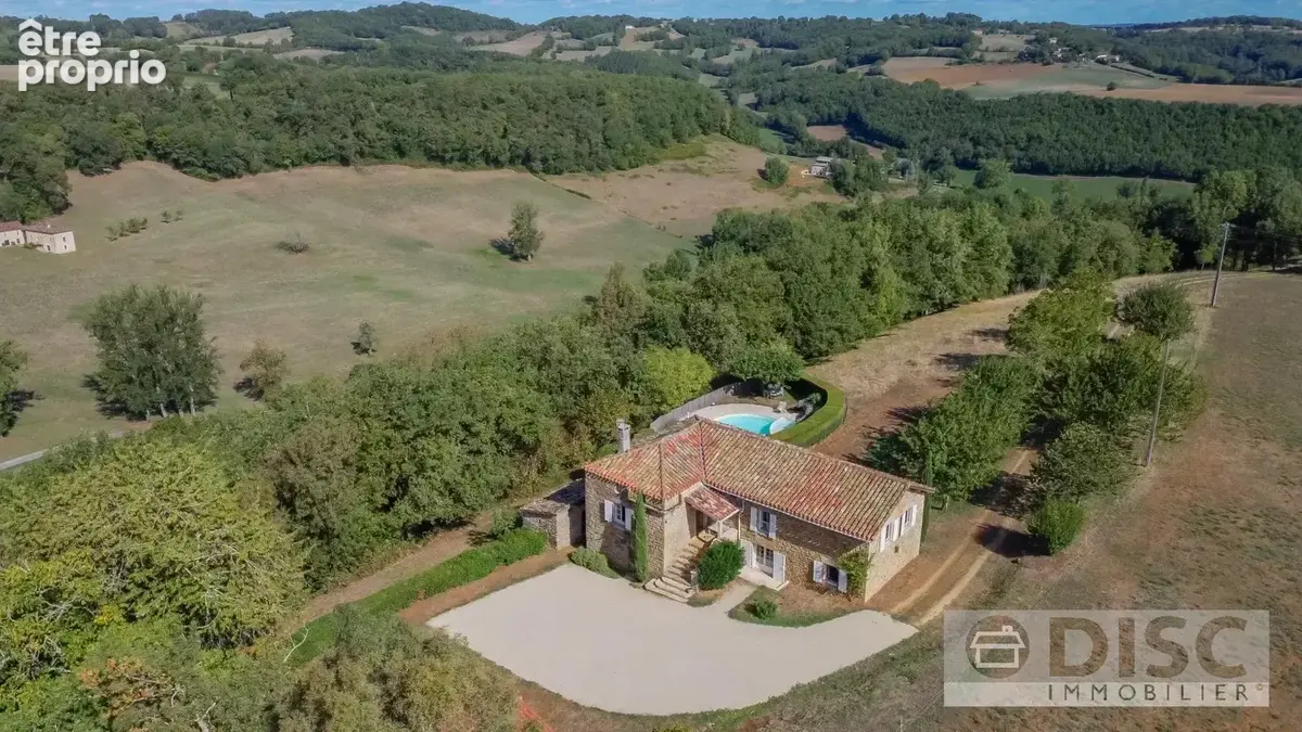 Photo Maison à Feneyrols au prix de 370 000€