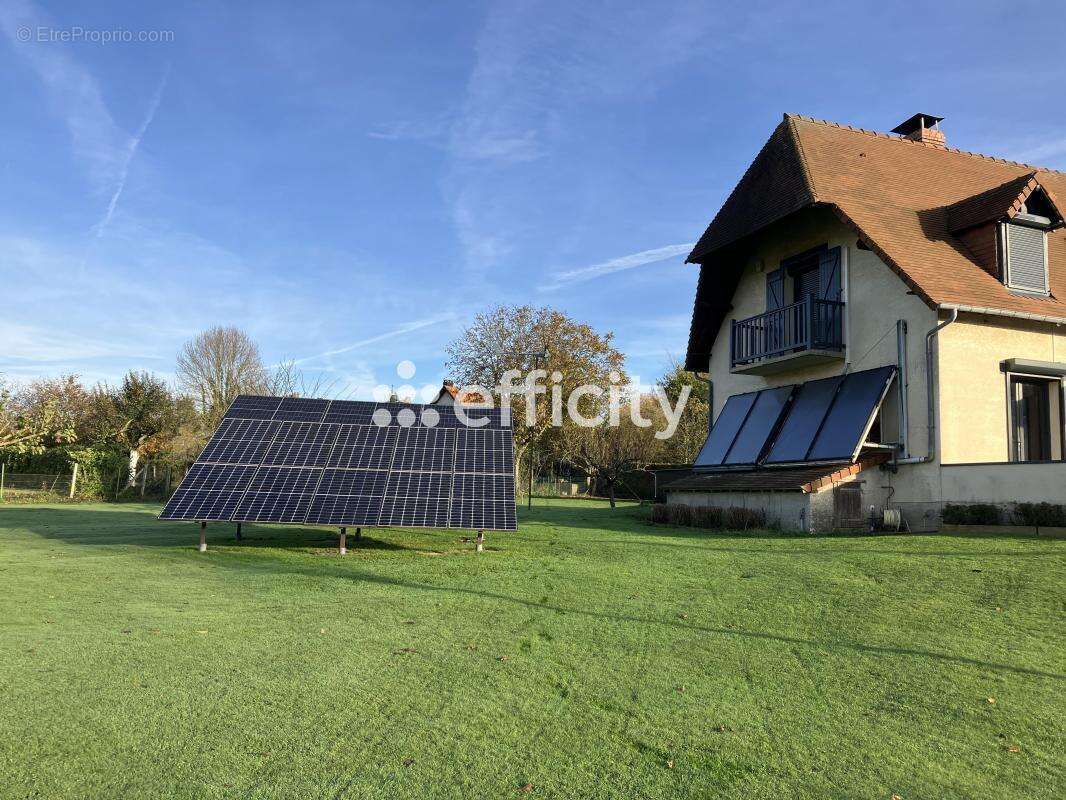 Maison à HOUPPEVILLE