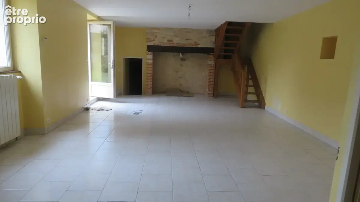 Maison avec une cour privative - Village Siant Raphael (proche Excideuil) - photo 3