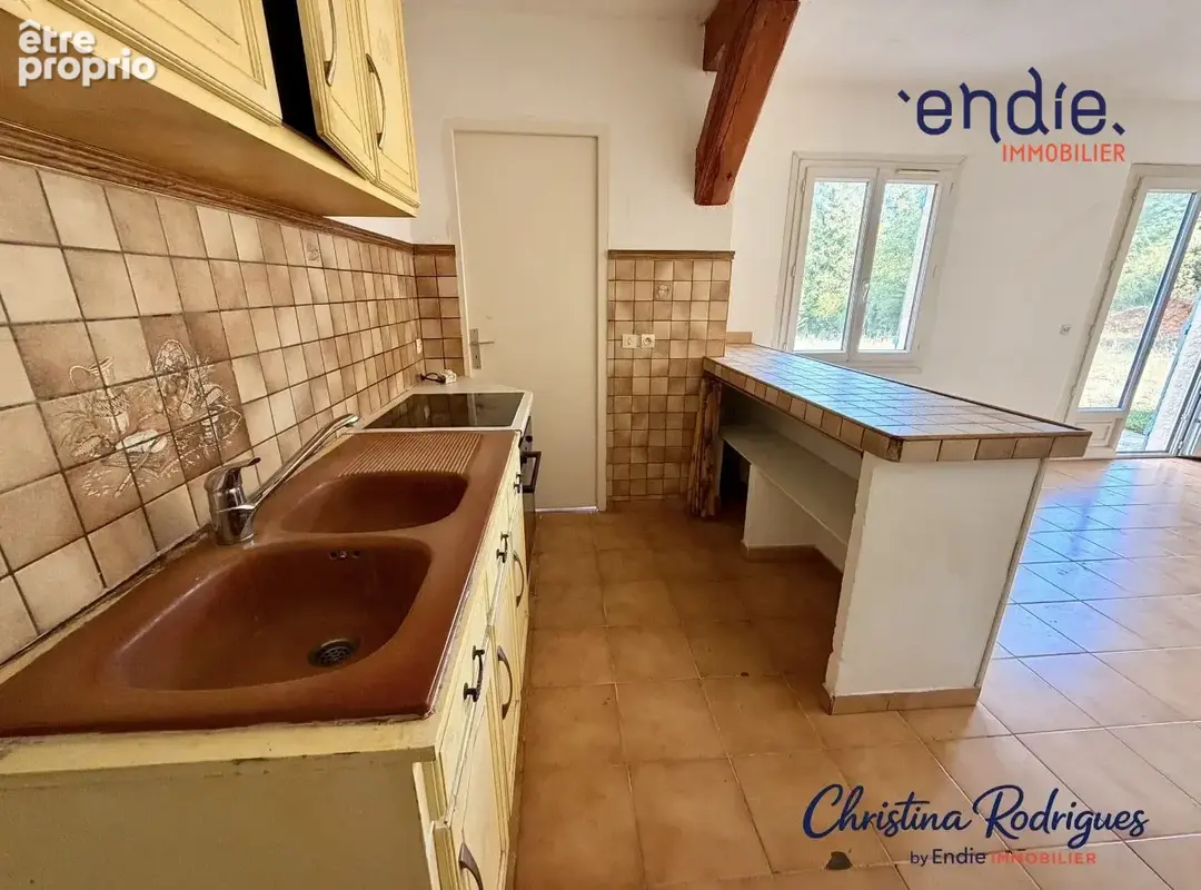 Maison 7 pièces 162 m² à vendre à Lorgues (83510) - photo 6