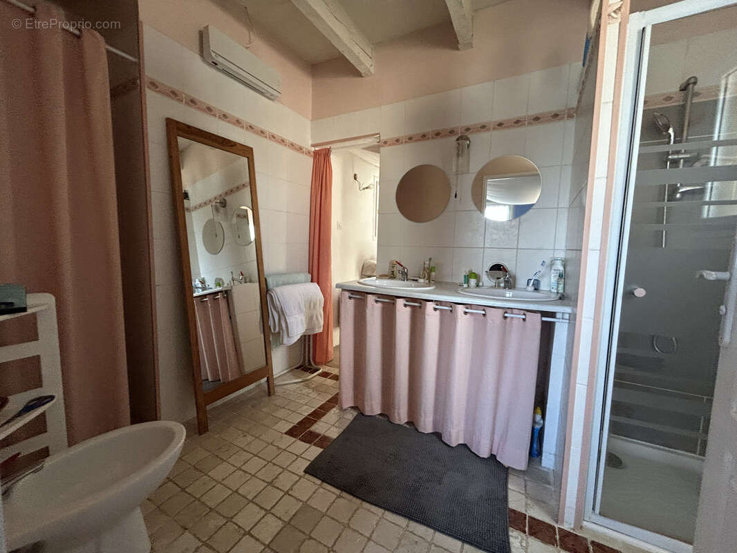 Maison à LEZIGNAN-CORBIERES