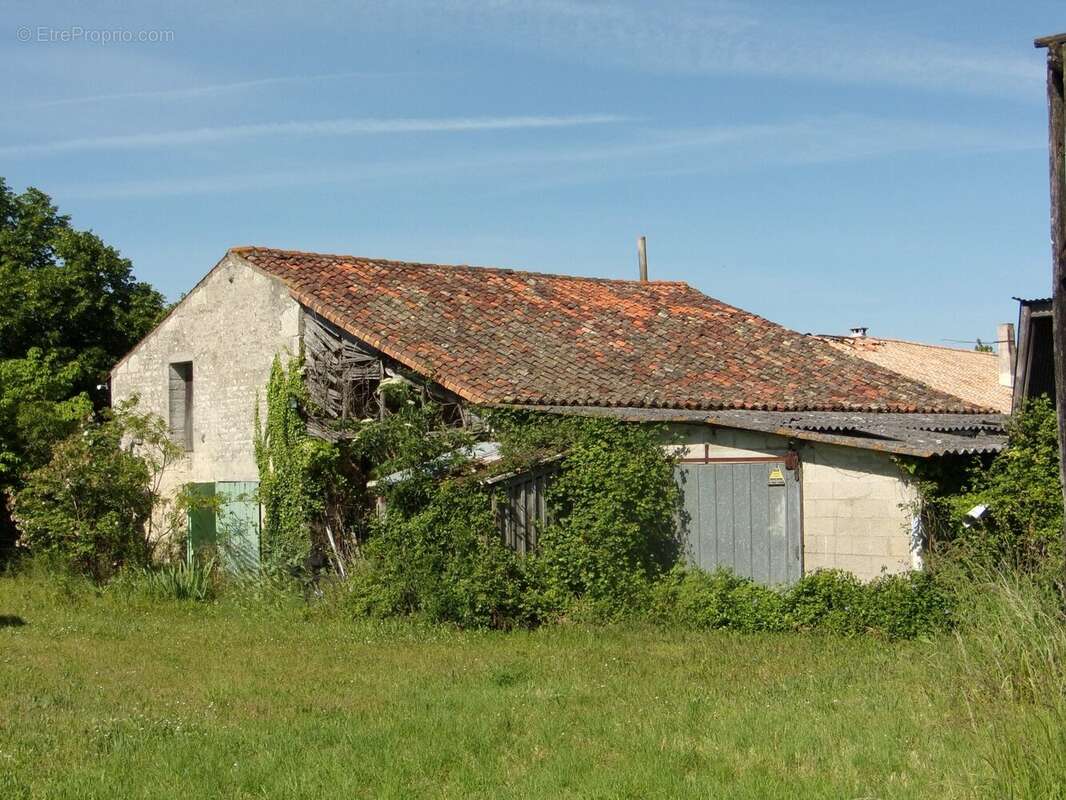 Maison à PAIZAY-LE-CHAPT