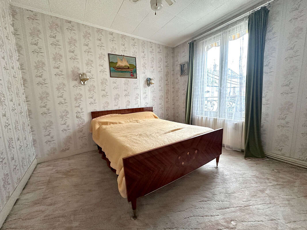 Maison à NEMOURS