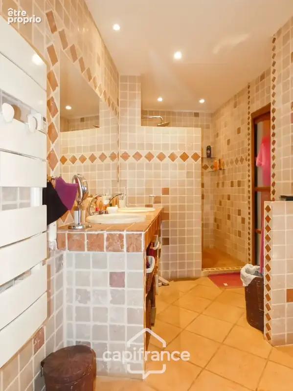 Laudun-maison de village 90m² avec cour et terrasse - photo 12