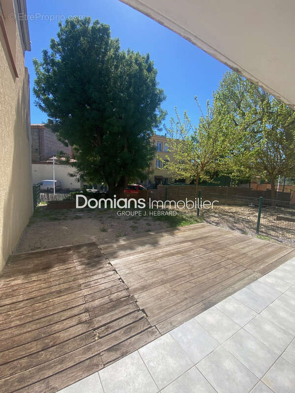 Appartement à PEYRESTORTES