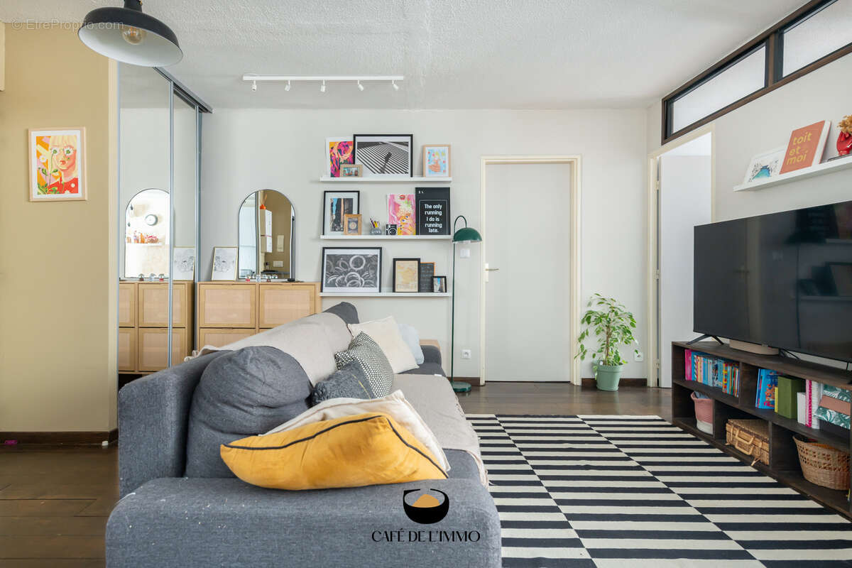 Appartement à MARSEILLE-6E