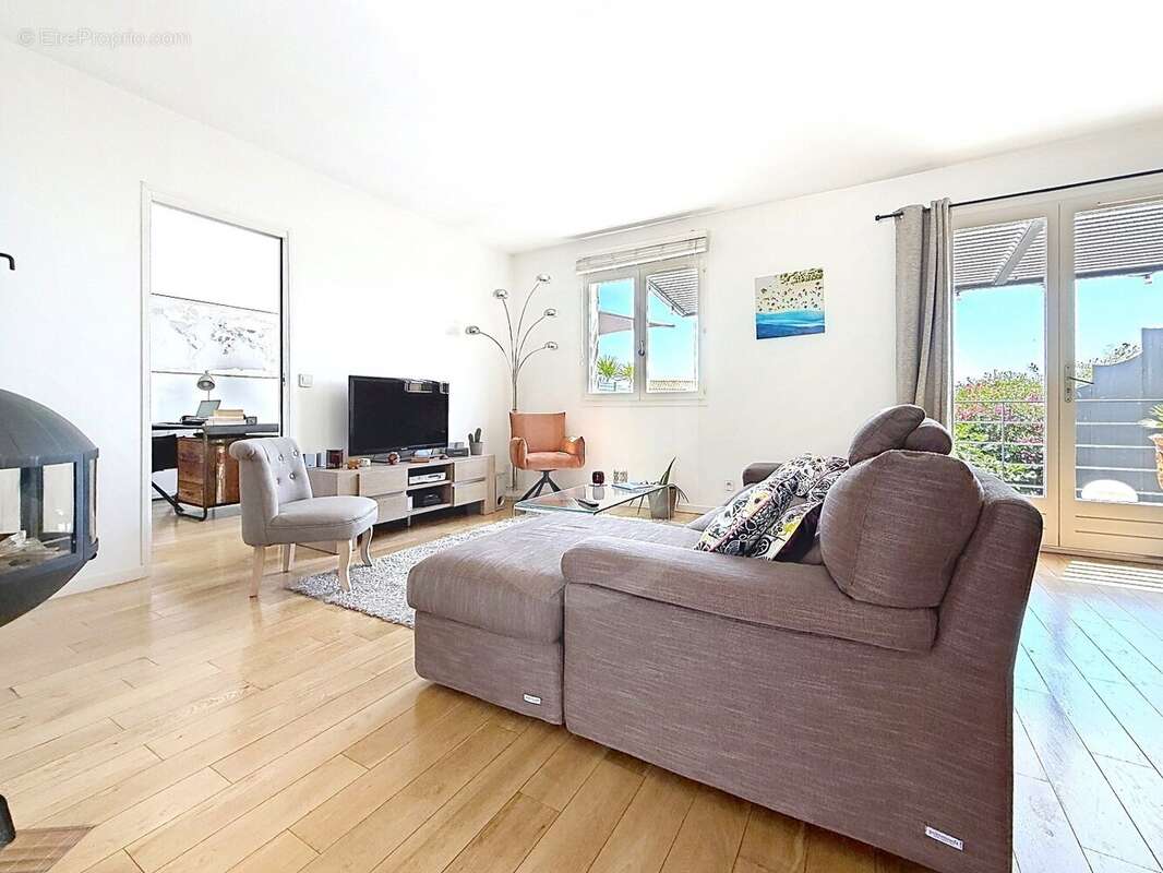 Appartement à CASTELNAU-LE-LEZ