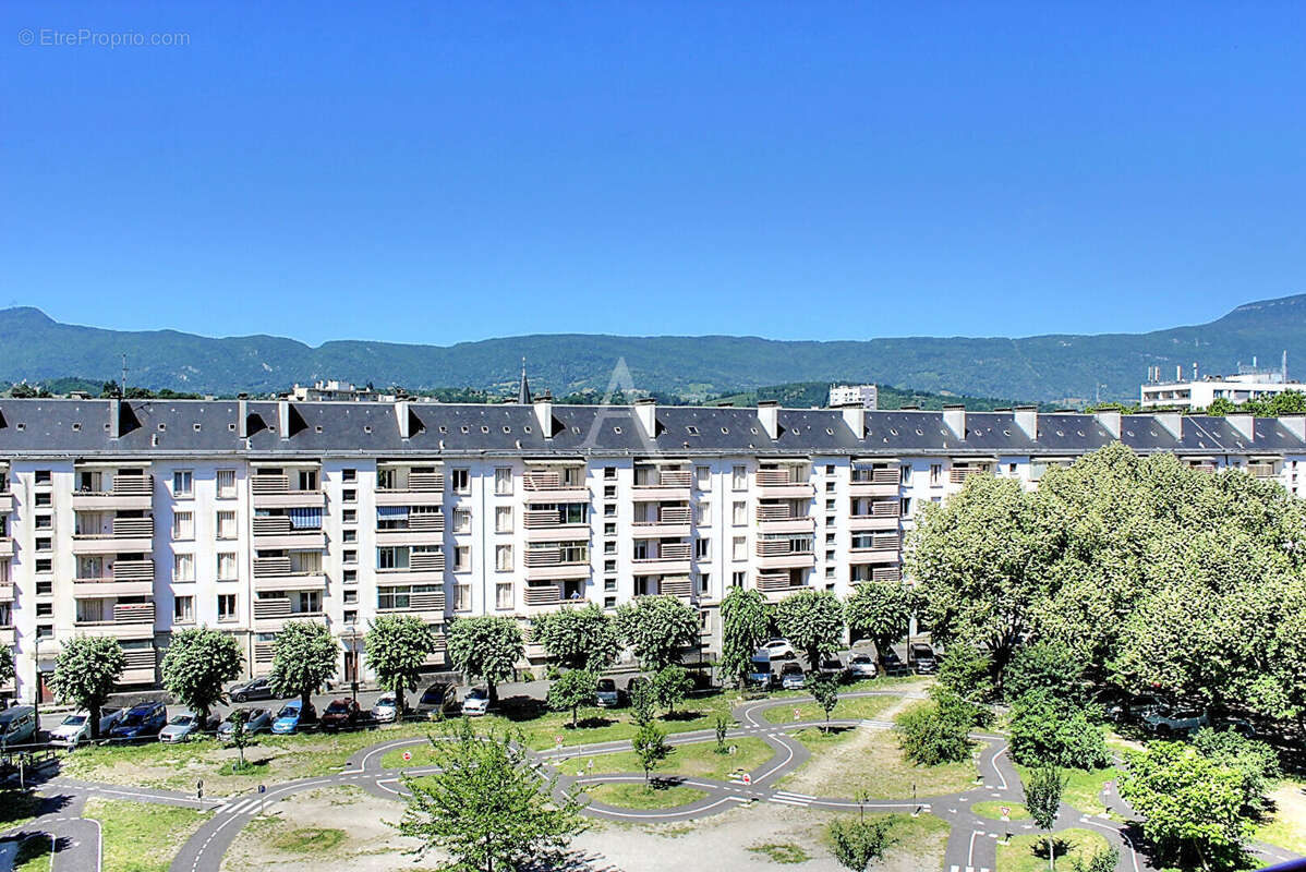 Appartement Chambery 4 pièces avec cave, grenier et ascenseur - photo 14
