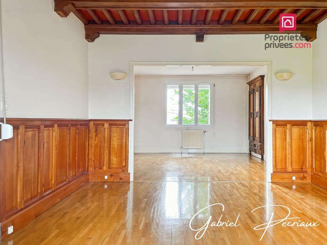 Maison sur sous sol + grande dépendance - photo 2
