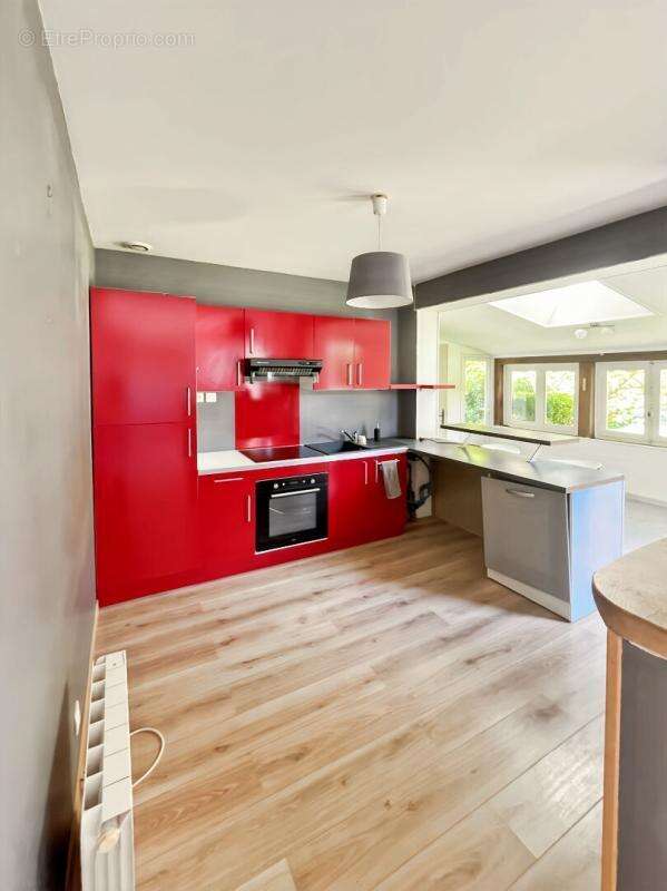 Maison de charme dans une impasse, Calme et potentiel à Venesmes - photo 9