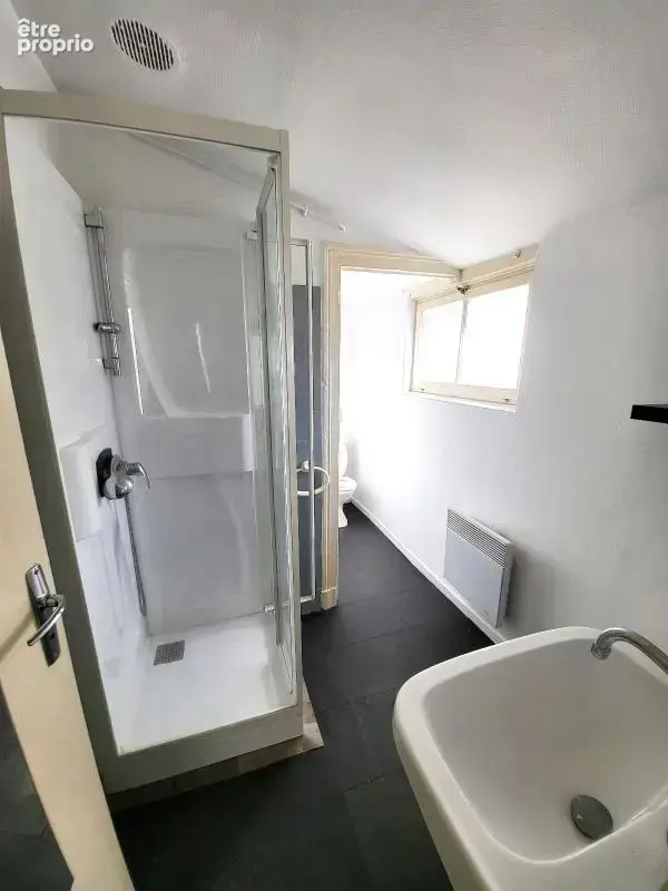 Appartement À Vendre - photo 4