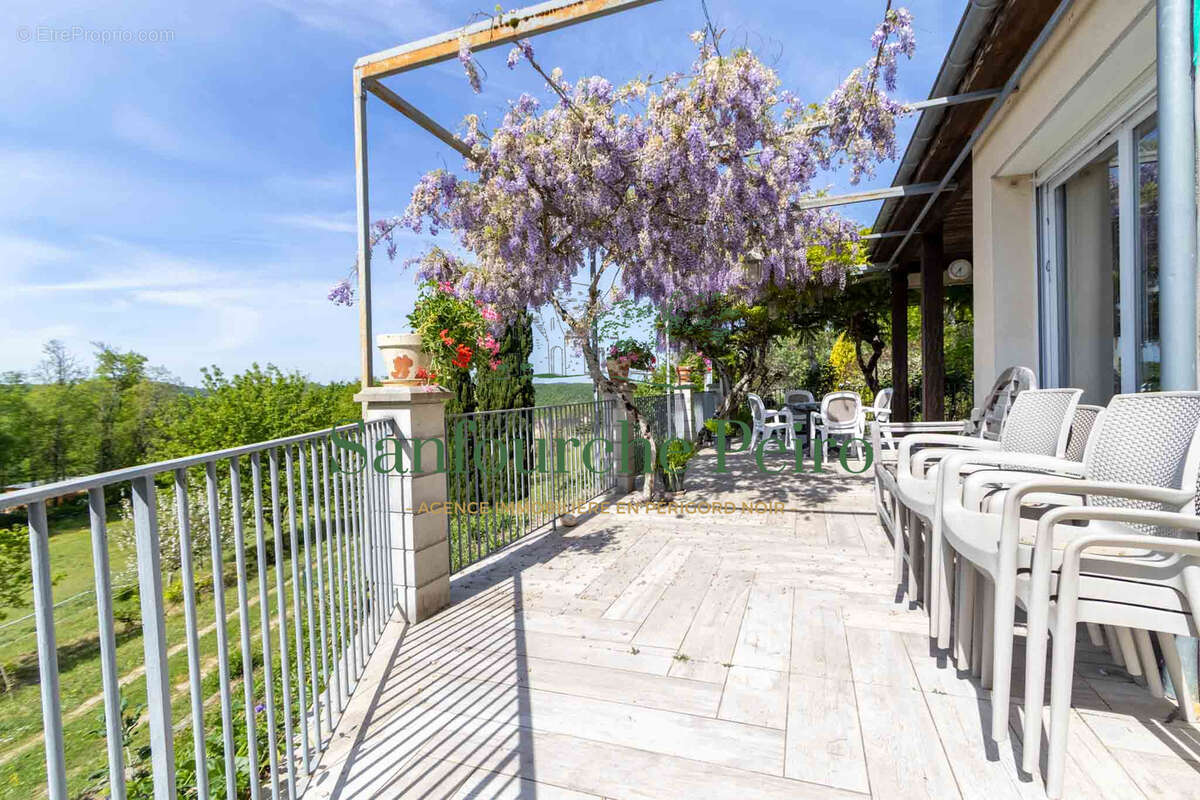Maison à SARLAT-LA-CANEDA