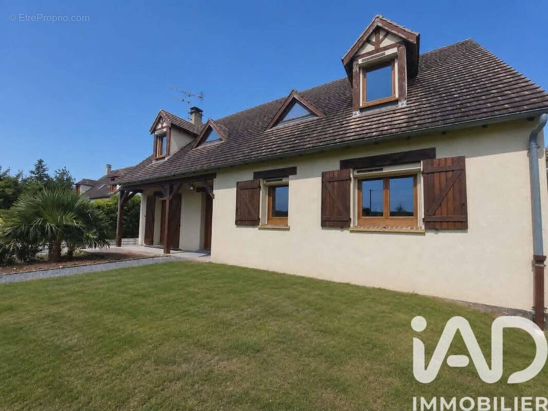 Photo 1 - Maison à MONTIGNY-SUR-LOING