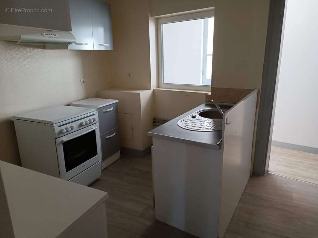 Appartement 79 m² à Tulle  - photo 28