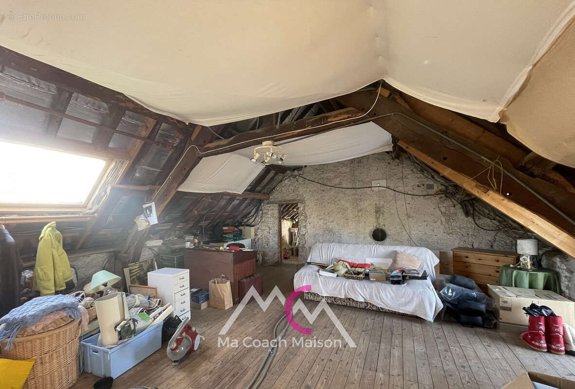 Maison à LA CHAPELLE-LAUNAY