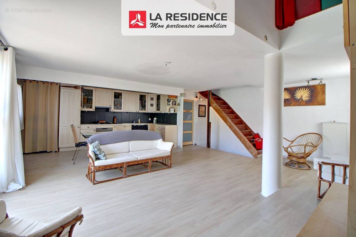 Appartement à PLAISIR