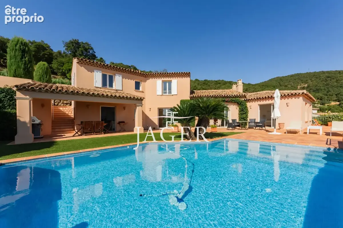 Maison 7 pièces 247 m² à vendre à Sainte-Maxime (83120) - photo 3