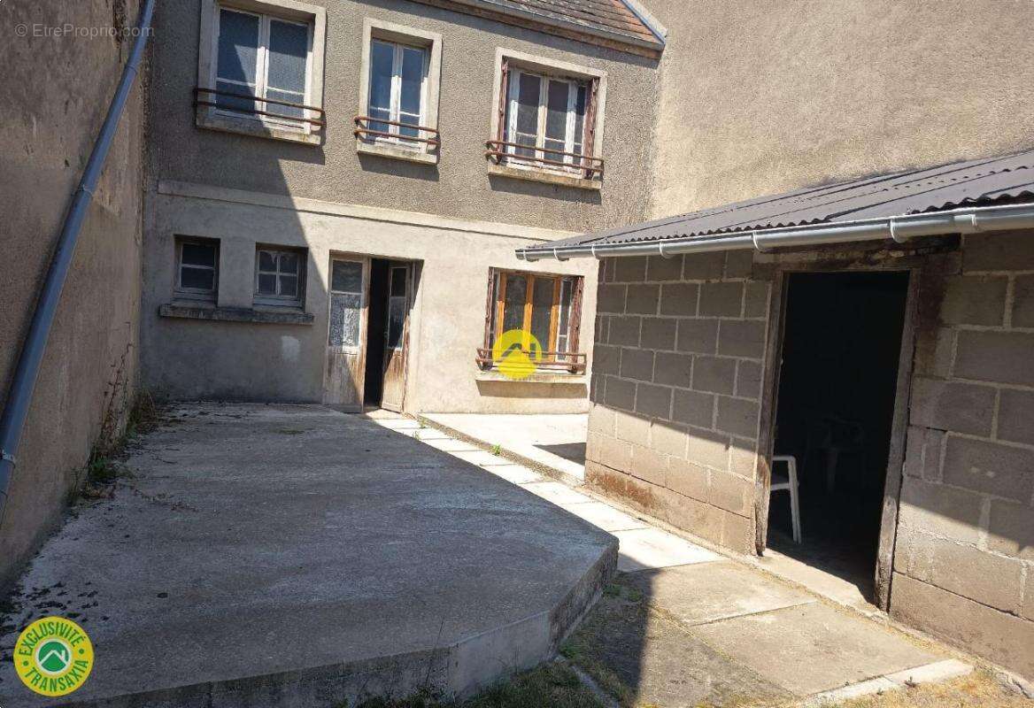 Maison ville a renover - photo 3