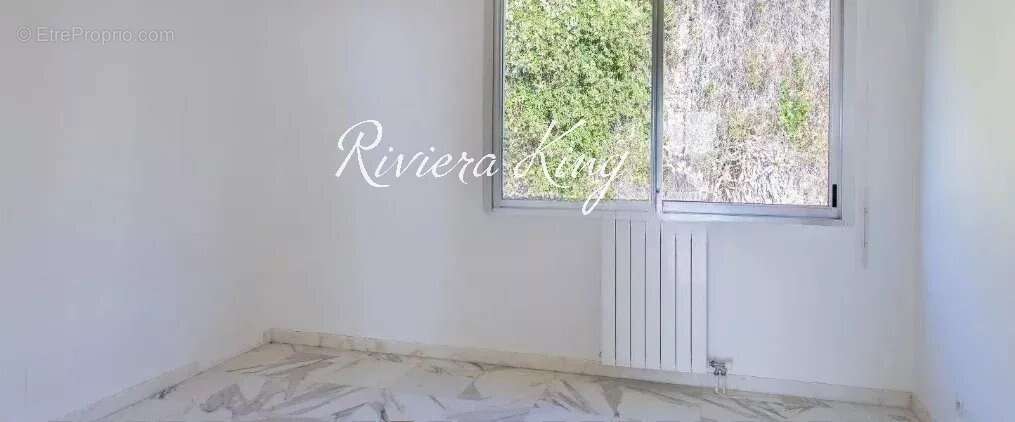 Alpes Maritimes (06) Villefranche-Sur-Mer, 4 Pieces, garage, 2 caves - photo 9
