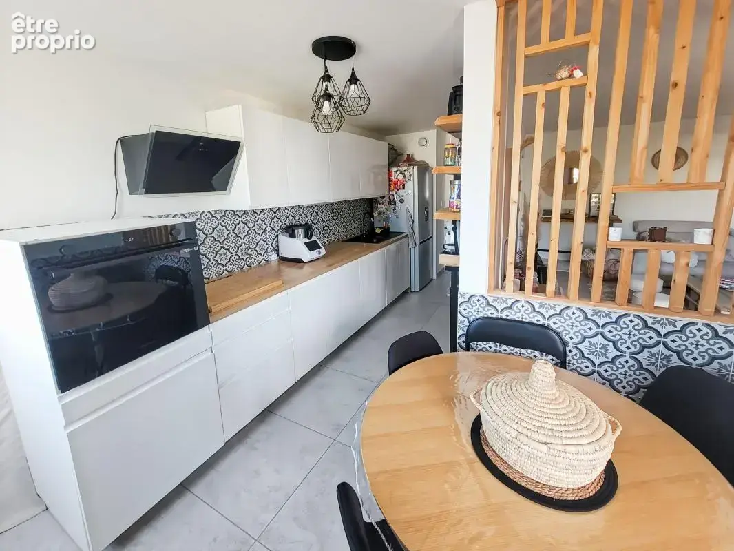 NICE Ouest Caucade 4P 83m² vue mer loggia parking cave - photo 5