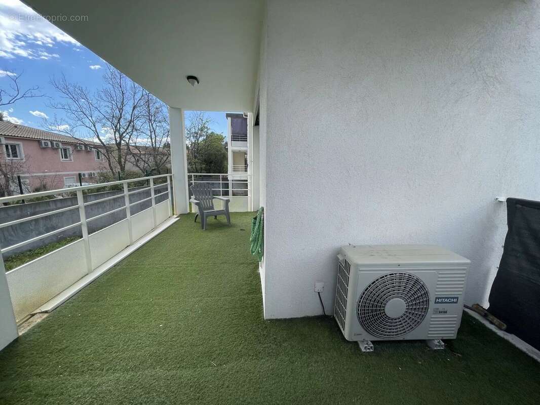 Appartement à LE CANNET-DES-MAURES