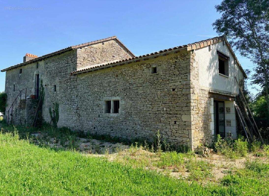 Maison à CIVRAY