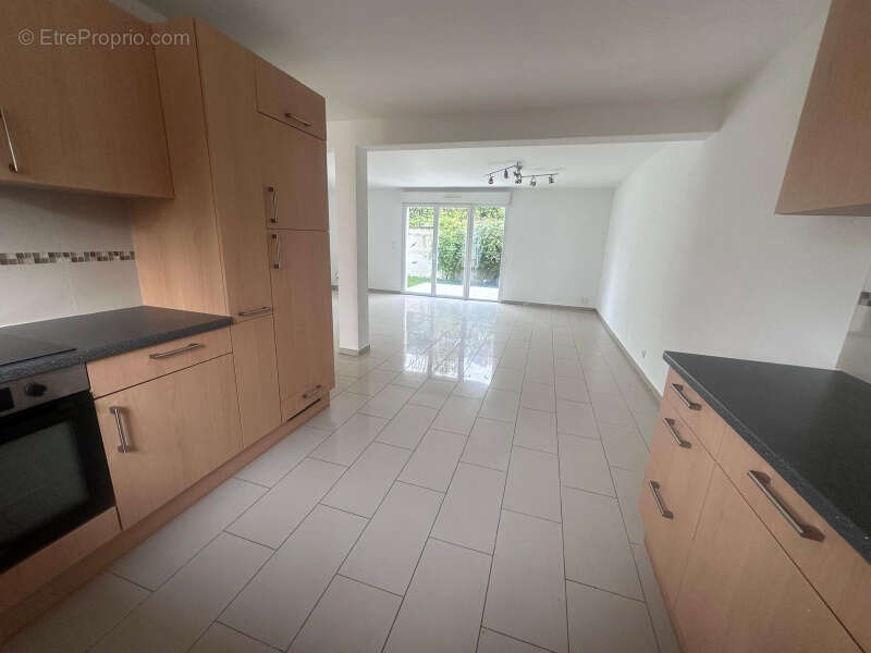 Maison 100 m² à Hegenheim  - photo 2