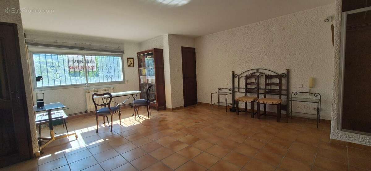 Maison 140 m² à Ceyreste  - photo 9