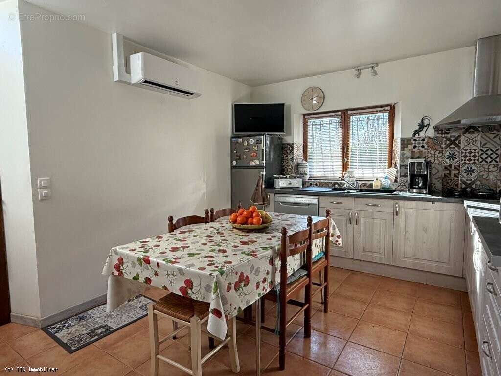 Maison à VERTEUIL-SUR-CHARENTE