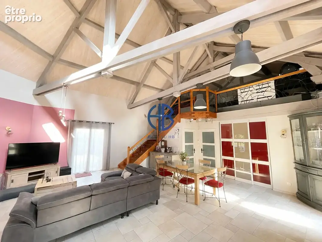 Maison Corbelin 6 pièces 196 m2 avec sous sol complet de 200M2 - photo 3