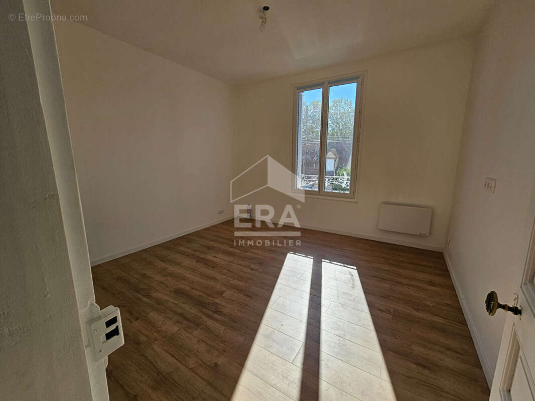 Maison à NEUILLY-SUR-MARNE