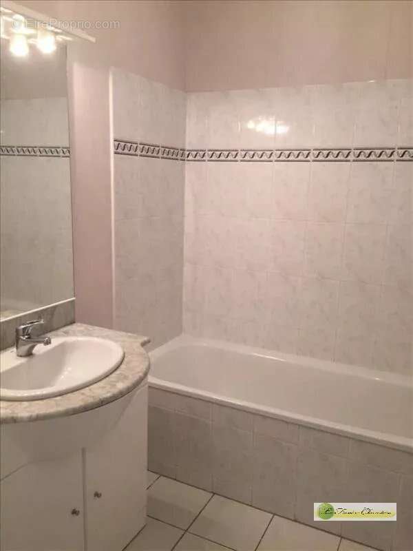 Appartement à SAINT-MICHEL