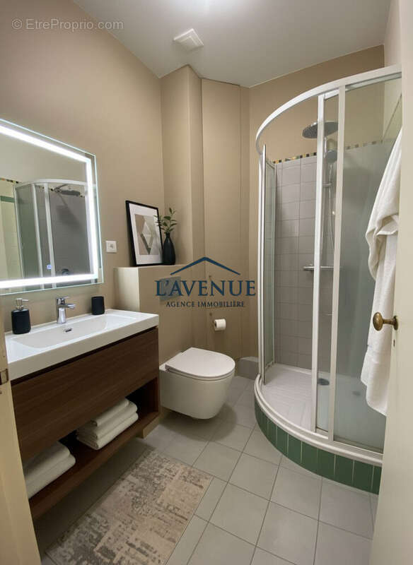 Appartement à PARIS-7E