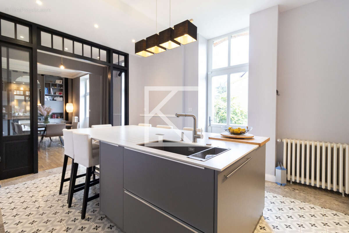 Maison 235 m² à Cholet  - photo 7