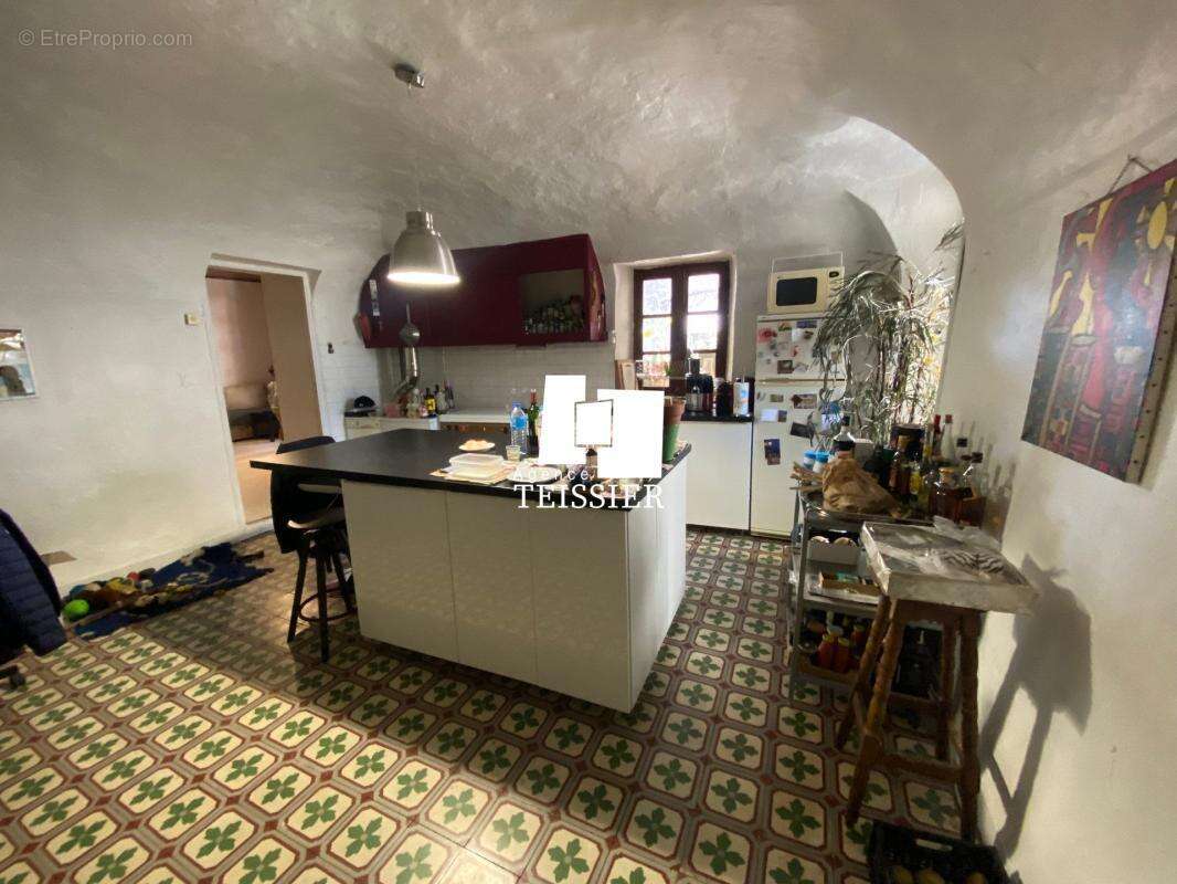 Maison à SAINT-PAUL-LE-JEUNE