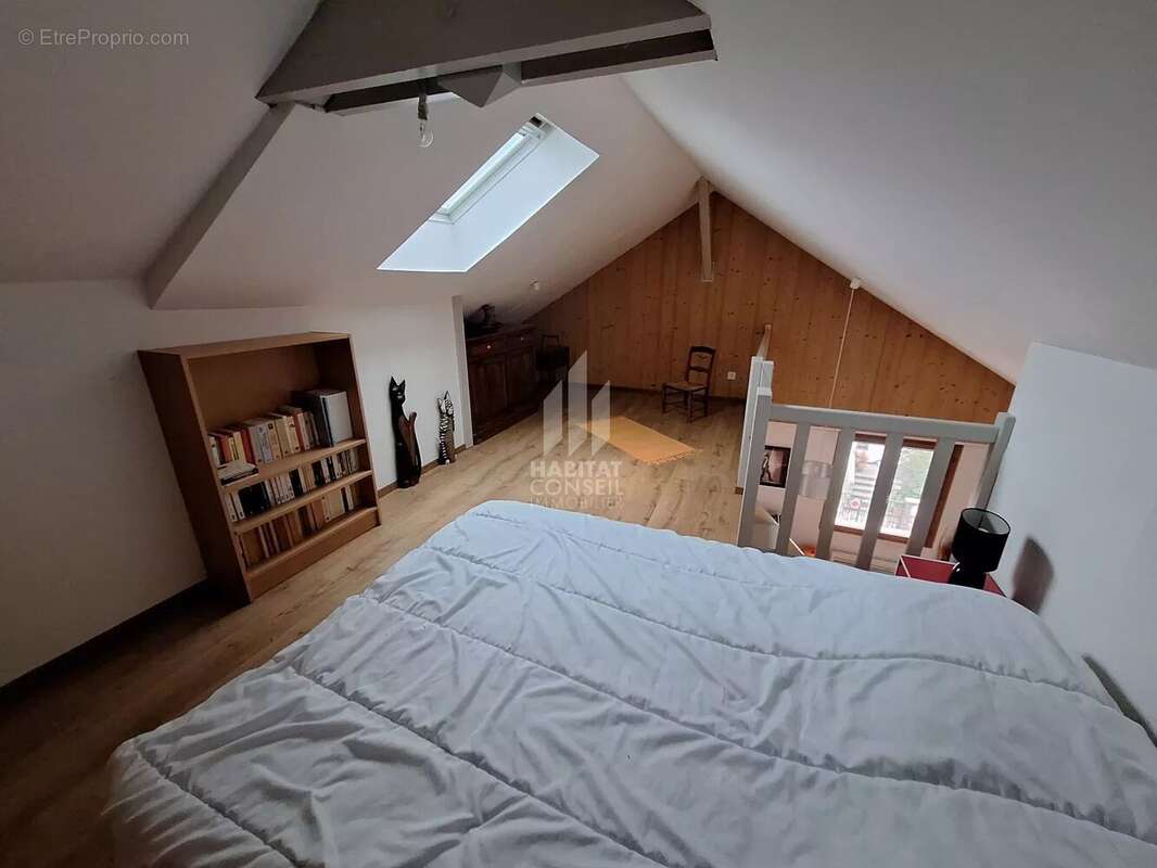 Appartement à FONTAINE