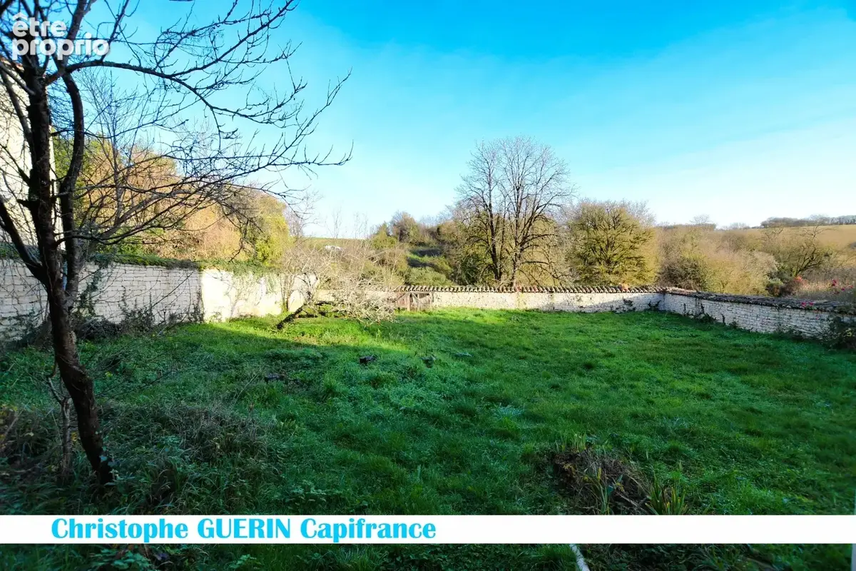 Maison à vendre 8 pièces proche de MONTIGNAC CHARENTE (16) - photo 2