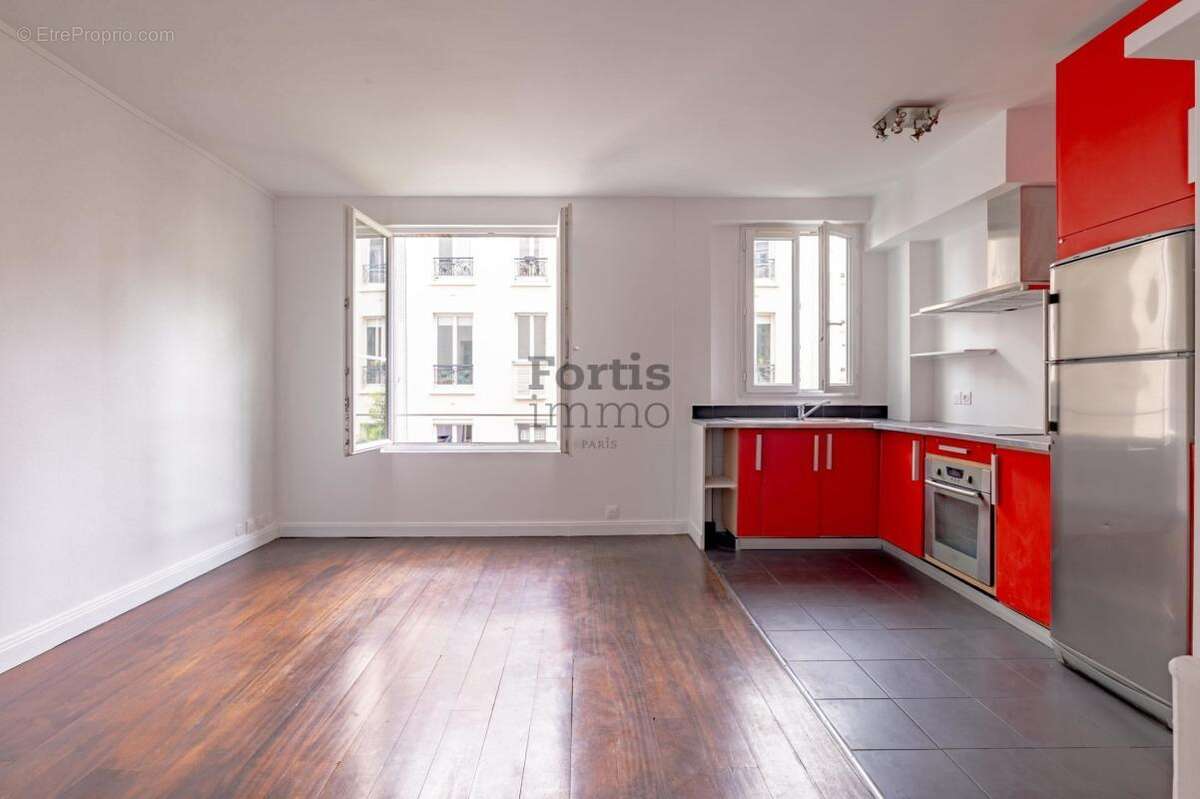 Appartement à LEVALLOIS-PERRET