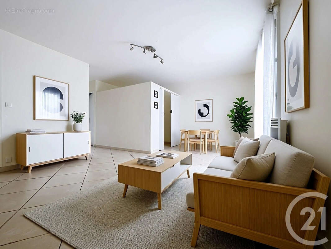 Appartement à MOISSY-CRAMAYEL