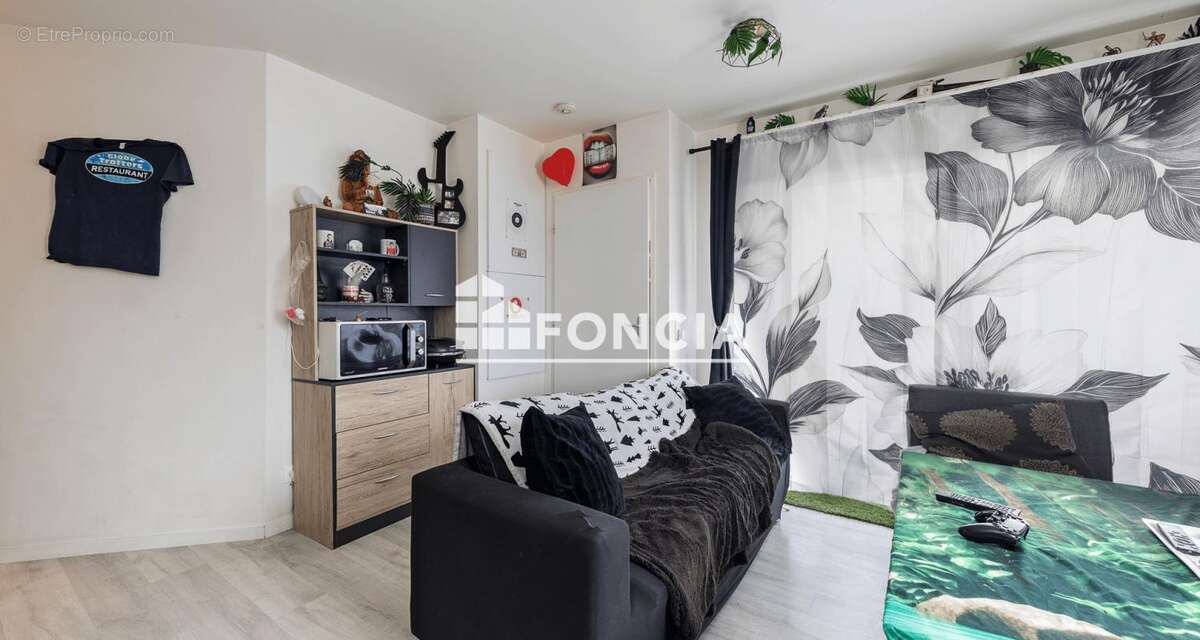 Appartement à MONT-SAINT-AIGNAN